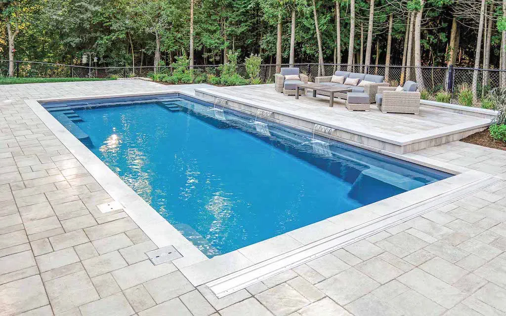 Living Water Pools and Spas: experts in installing Leisure Pools’ fiberglass swimming pools