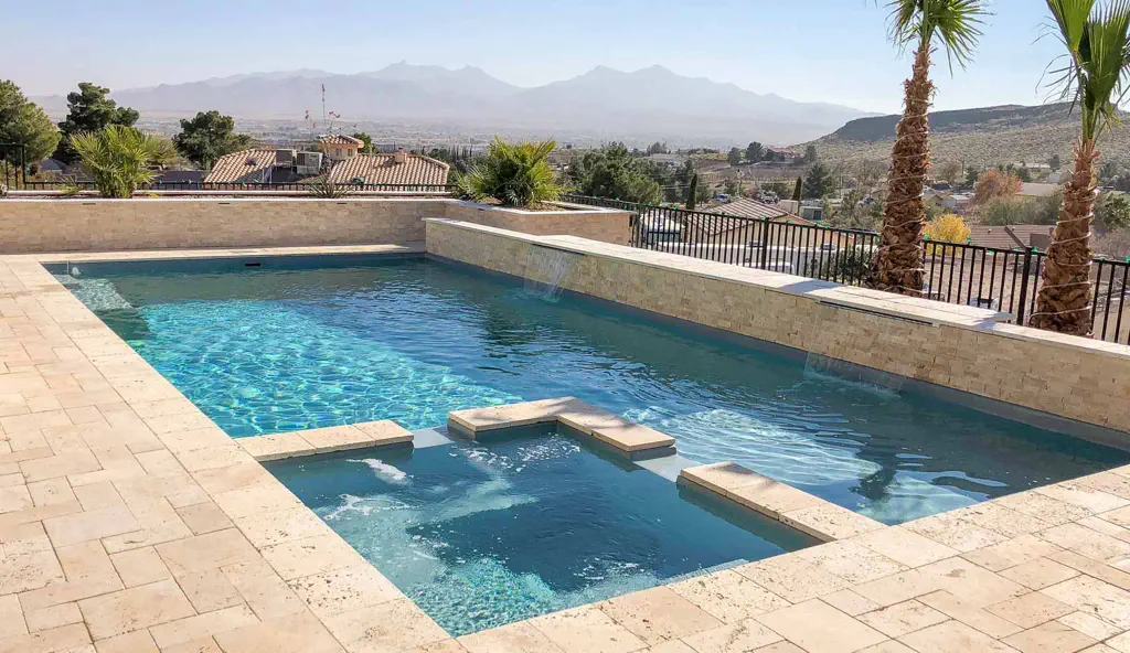 Leisure Pool's Ultimate fiberglass pool design